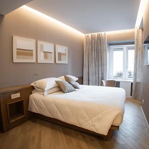 Camera con letto king size